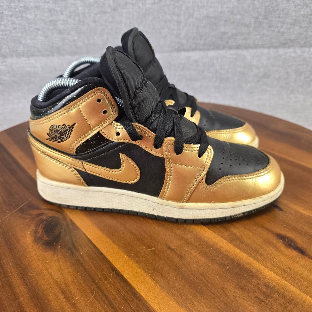 Jordan‎ 1 Mid Metallic Gold Black White Kids Sneakers DR6967-071 Mens 4.5Y